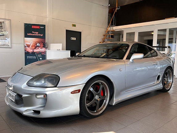 Toyota Supra 4 of 15