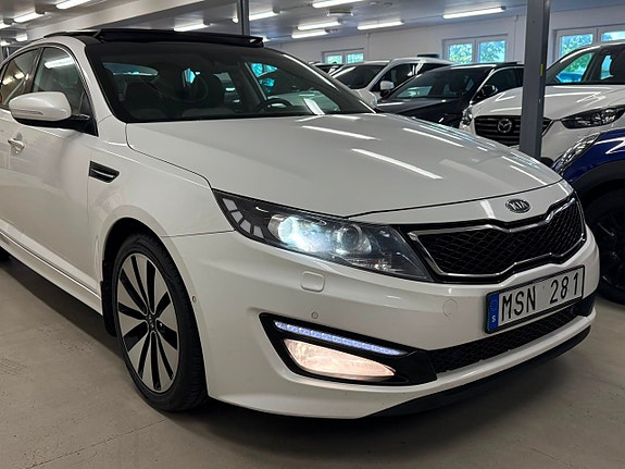 Kia Optima 12 of 29