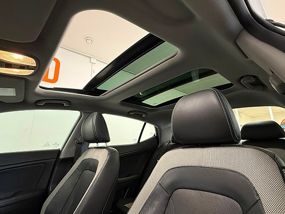 Kia Optima 14 of 29