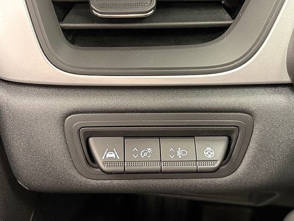 Renault Captur 10 of 18