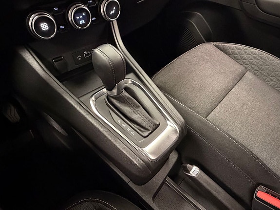 Renault Captur 12 of 18