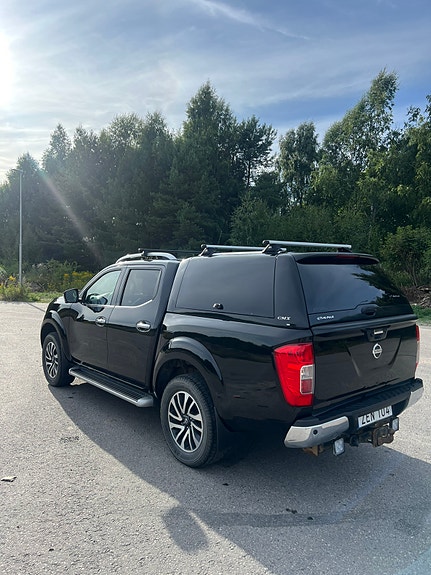 Nissan Navara 4 of 8