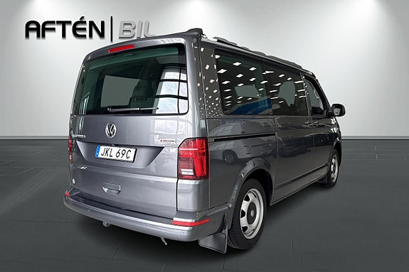 Volkswagen California 11 of 28