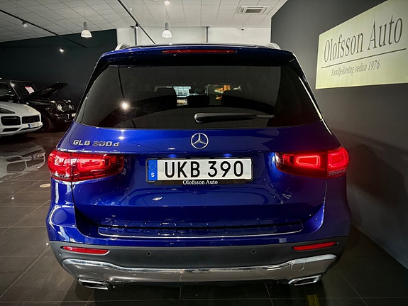 Mercedes-Benz GLB200 d 14 of 15