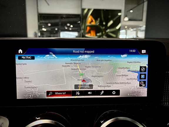 Mercedes-Benz GLB200 d 13 of 15