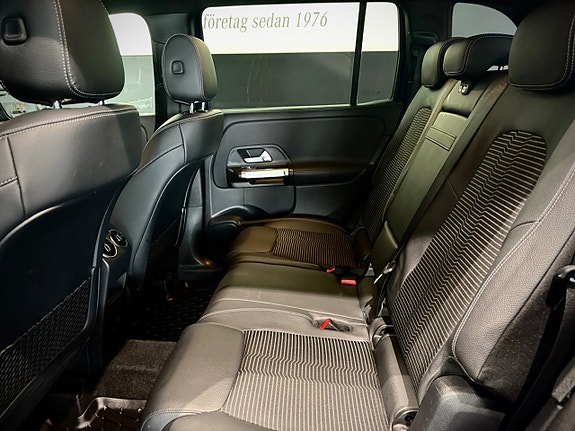 Mercedes-Benz GLB200 d 5 of 15