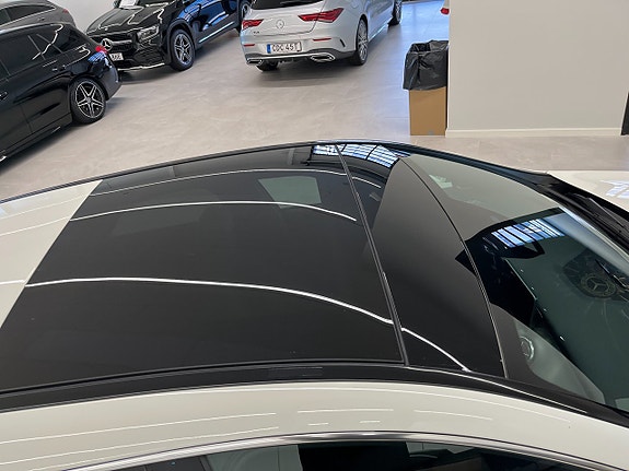 Mercedes-Benz CLA250 8 of 15