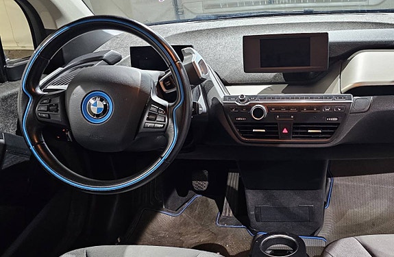 BMW i3 4 of 17