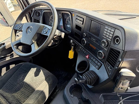 Mercedes-Benz ANTOS 270 Serie 0528 6 of 12