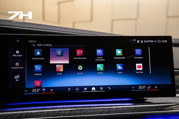 BMW i7 23 of 27