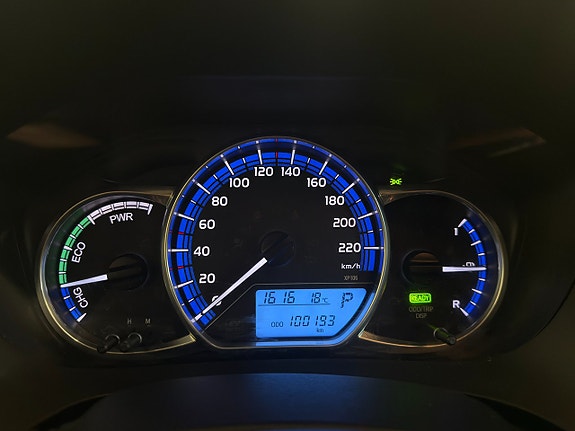 Toyota Yaris 18 of 20