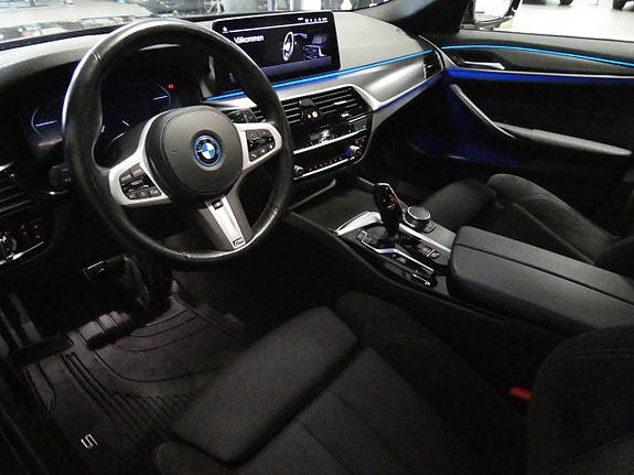 BMW 530e 13 of 27