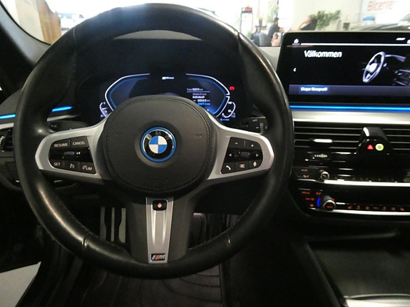 BMW 530e 16 of 27