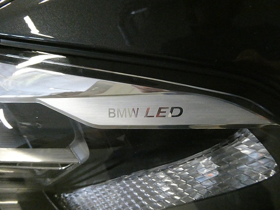 BMW 530e 12 of 27