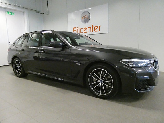 BMW 530e 4 of 27