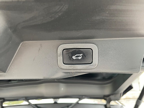 Land Rover Range Rover Sport 22 of 23