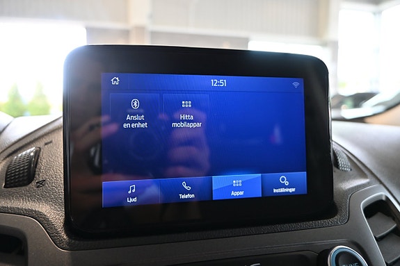 Ford Transit Connect 17 of 23