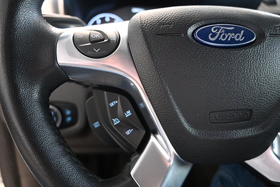 Ford Transit Connect 15 of 23