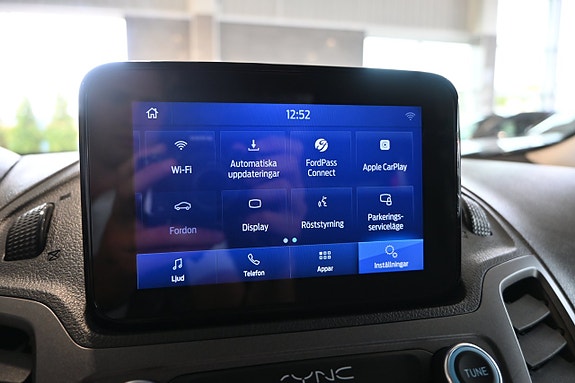 Ford Transit Connect 18 of 23