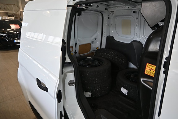 Ford Transit Connect 12 of 23