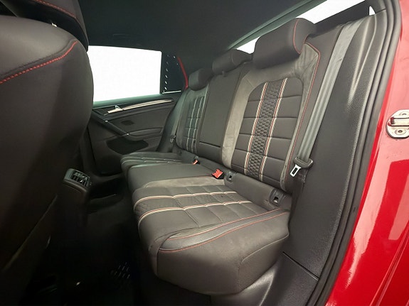 Volkswagen Golf I 18 of 29