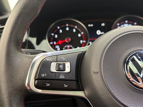 Volkswagen Golf I 28 of 29