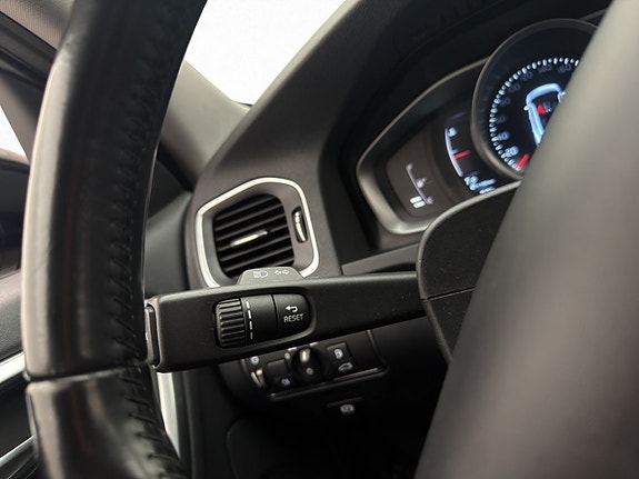 Volvo V60 Cross Country 12 of 28