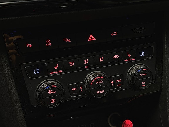 Cupra Ateca 28 of 30