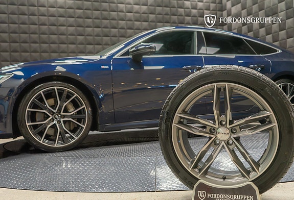 Audi A7 2 of 29