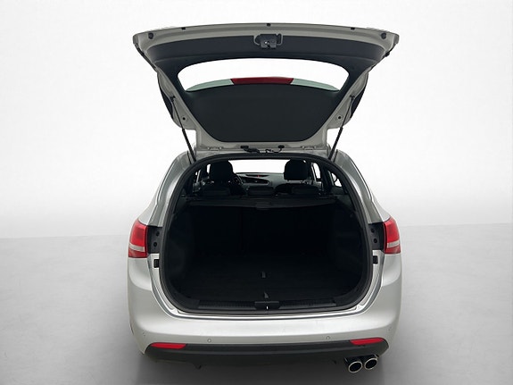 Kia Ceed 10 of 24