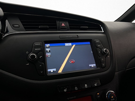 Kia Ceed 18 of 24