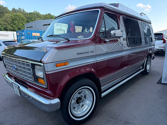 Ford Econoline 9 of 16
