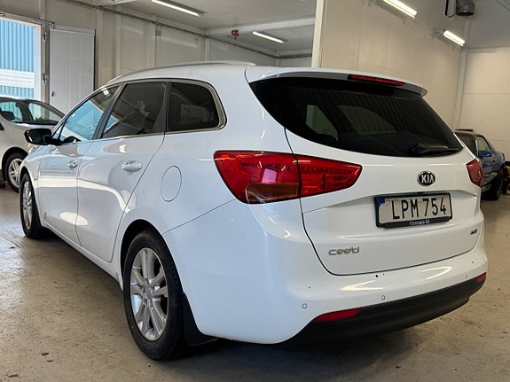 Kia Ceed 5 of 24