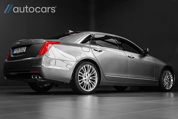 Cadillac CT6 3 of 30