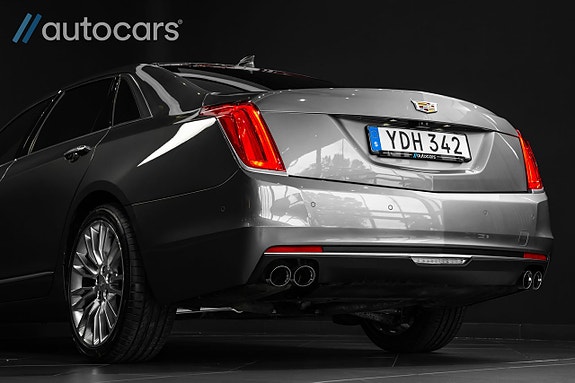 Cadillac CT6 15 of 30