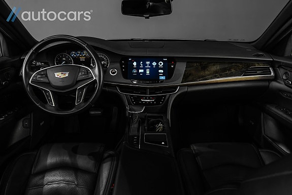 Cadillac CT6 18 of 30