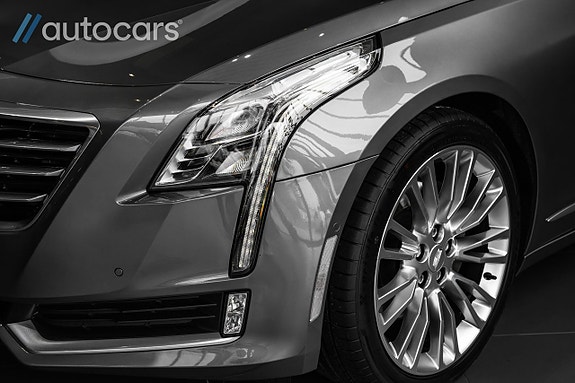 Cadillac CT6 10 of 30