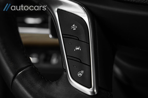 Cadillac CT6 28 of 30