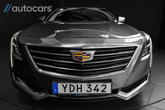 Cadillac CT6 8 of 30