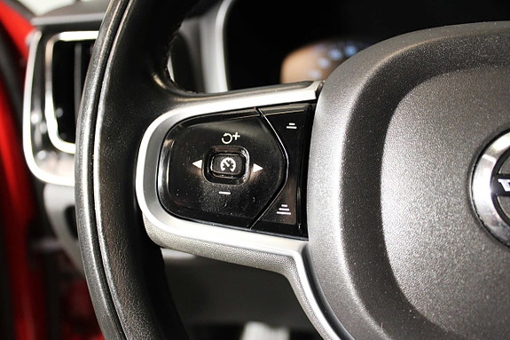 Volvo V60 Cross Country 23 of 27