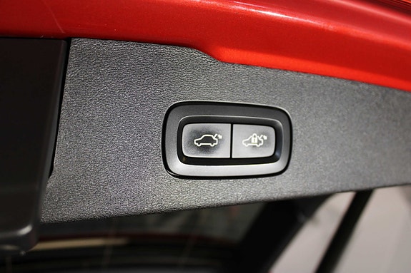 Volvo V60 Cross Country 21 of 27
