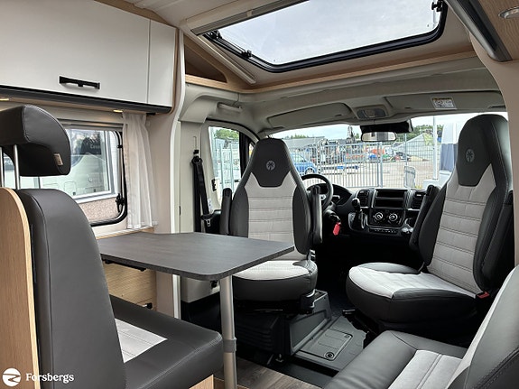 Sunlight Van V 67 S Adventure - LAGERRENSNING! 2 of 21