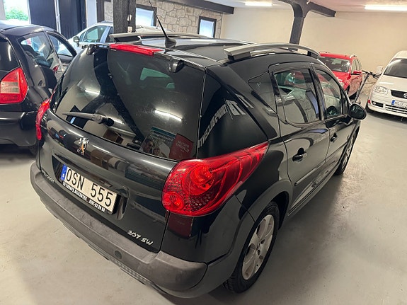 Peugeot 207 SW 3 of 5