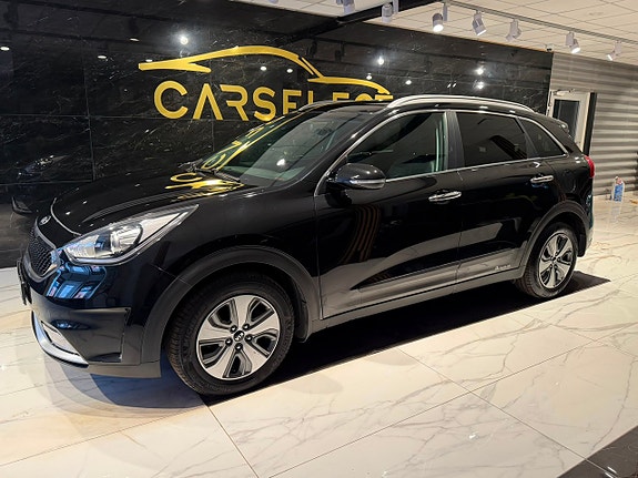 Kia Niro 2 of 29