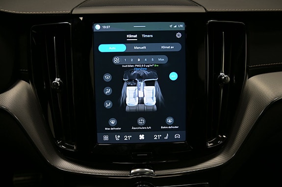 Volvo XC60 26 of 30