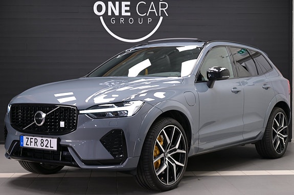 Volvo XC60 2 of 30