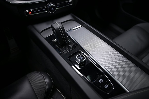 Volvo XC60 21 of 30
