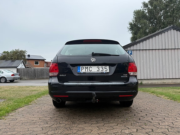Volkswagen Golf VI 2 of 10