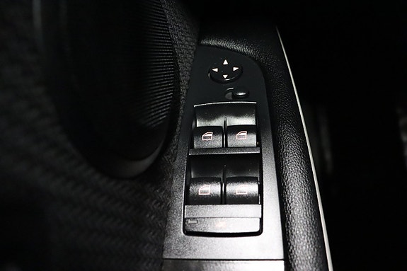 BMW 320d 16 of 19