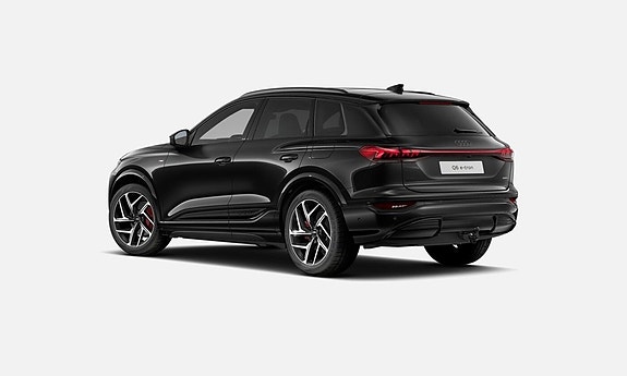 Audi Q6 e-tron 4 of 8